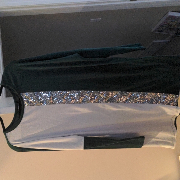 Dress or tunic with a little bit of sparkle! - Picture 1 of 2